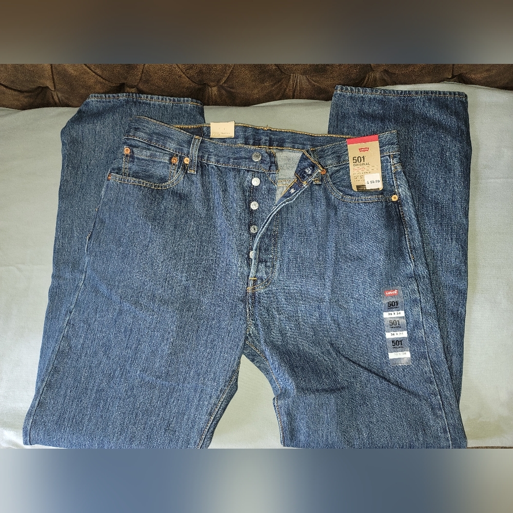 Mens Levi jeans. Blue 36 x 34